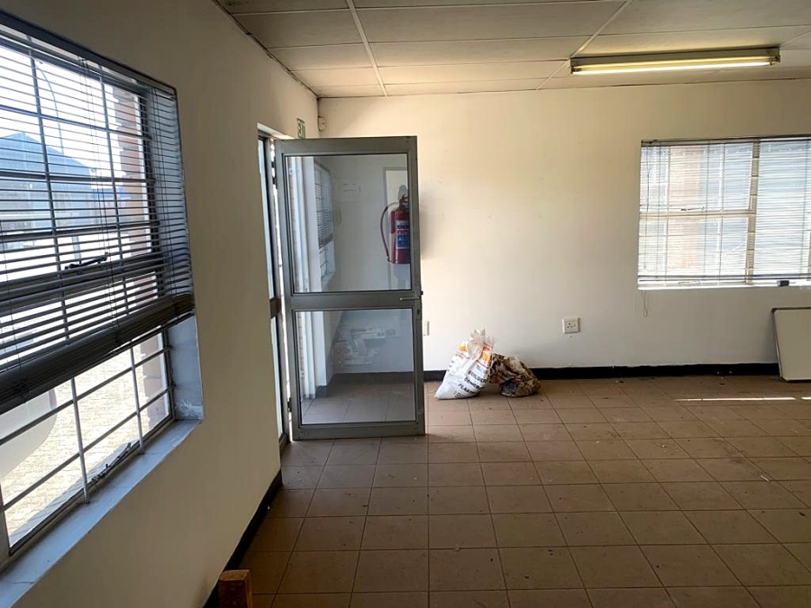 To Let commercial Property for Rent in Oos Einde Free State